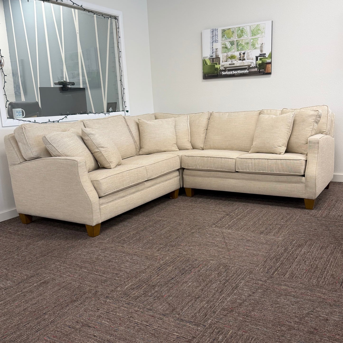 Lennox 3pc Sectional w/ Ottoman