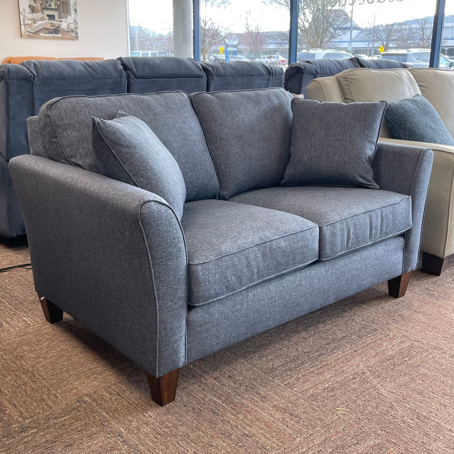 Libby Loveseat