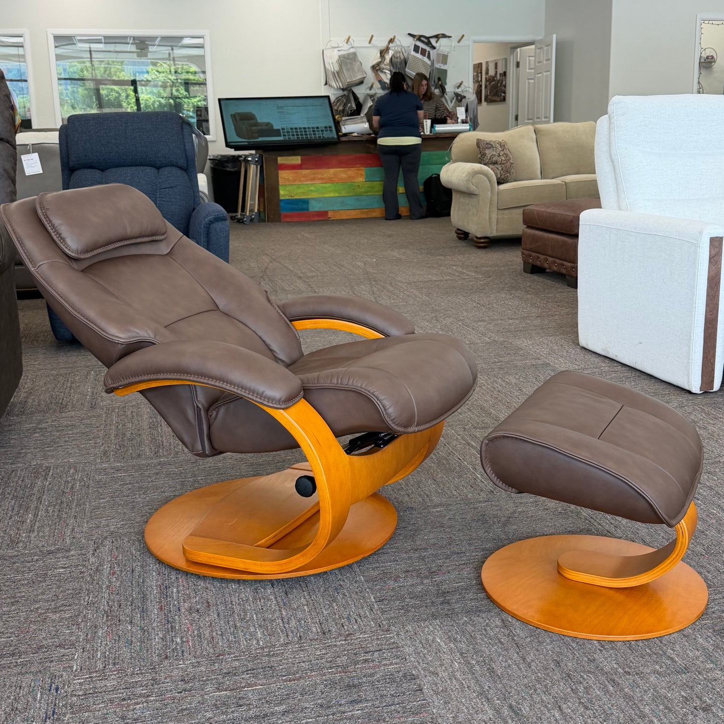 Admiral C Recliner