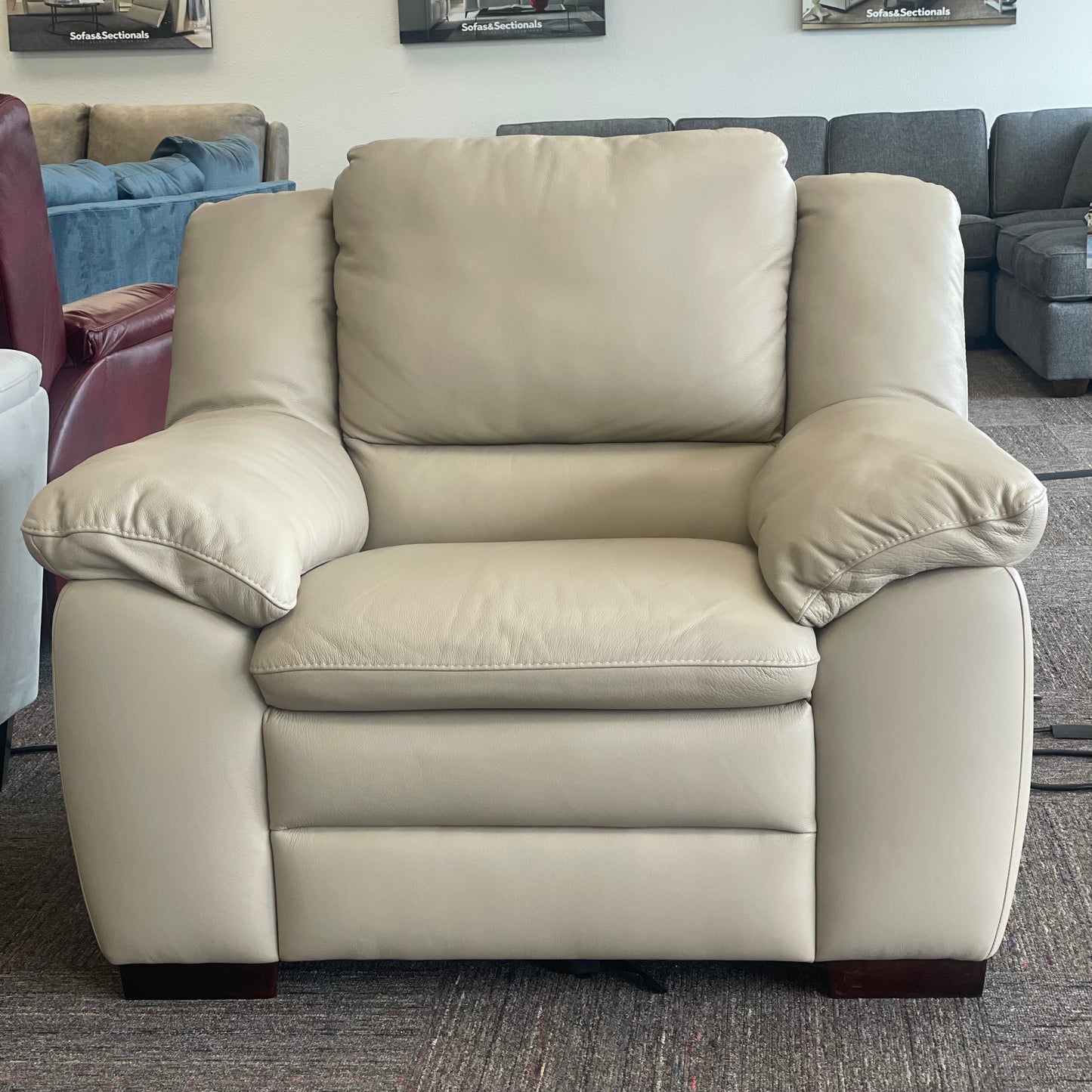 Prudenza Armchair