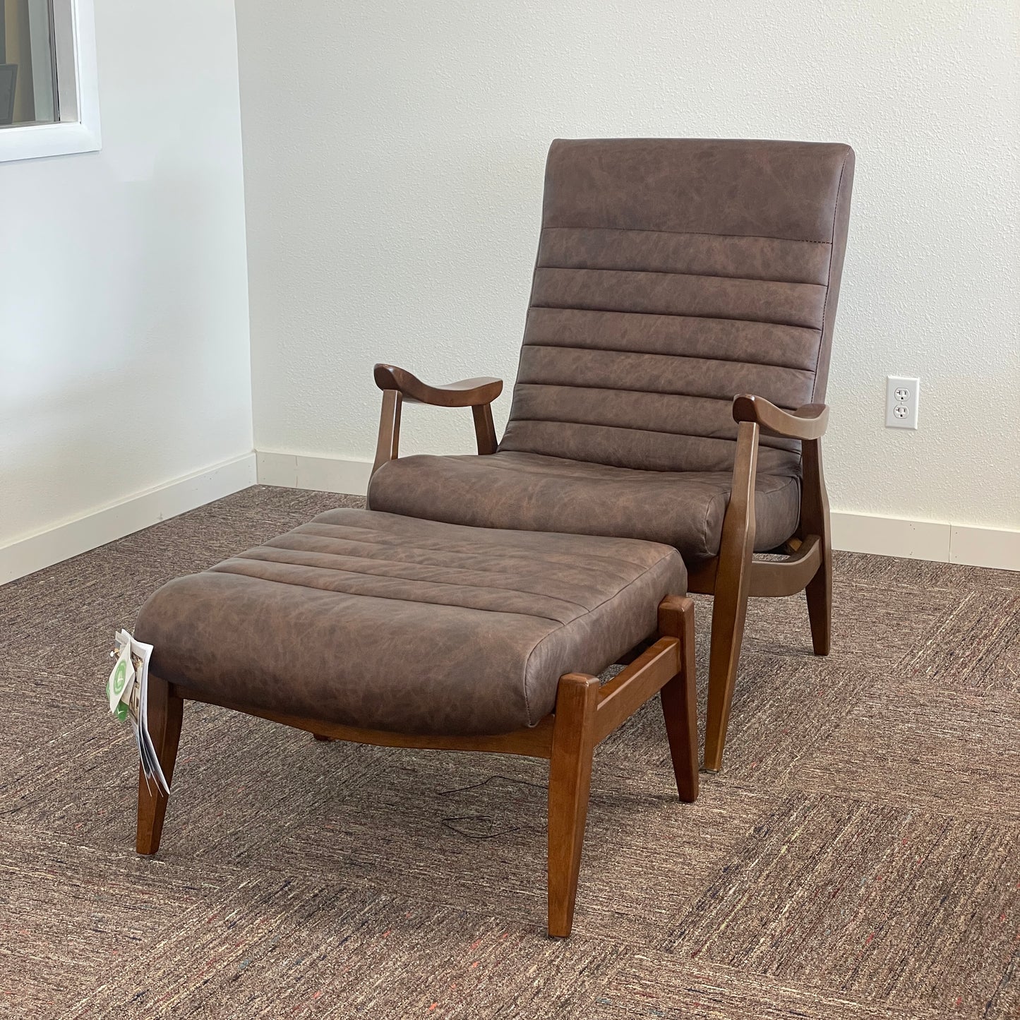 Hans Leather Chair & Ottoman