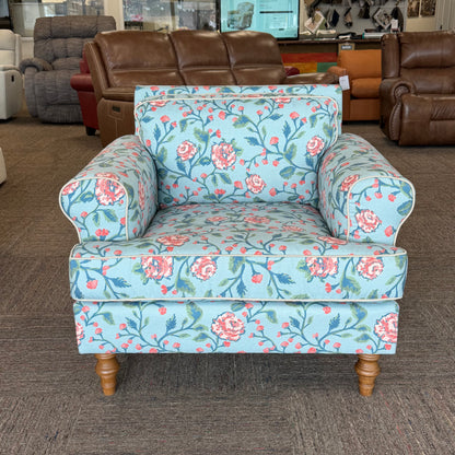ERIN & BEN - Faulkner Chair and a Half