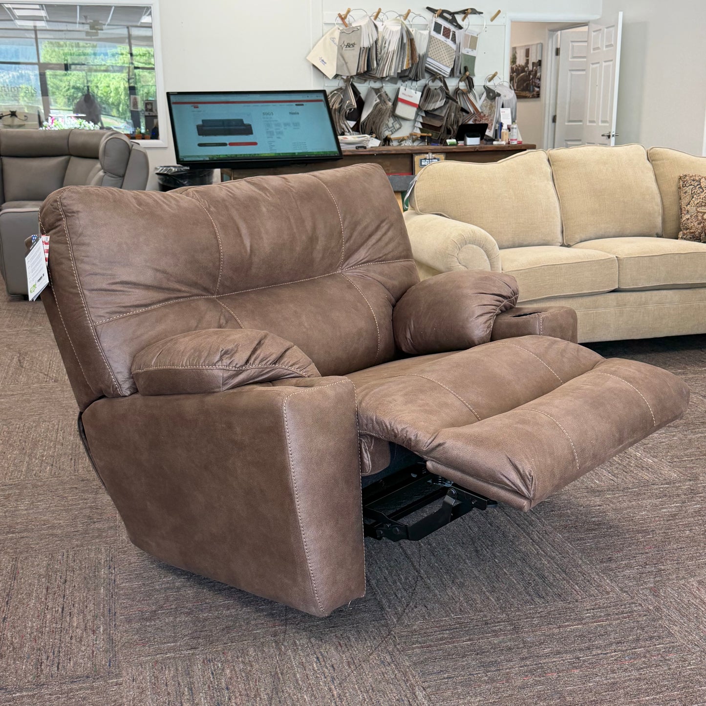 Burton Extra Wide Snuggler Recliner