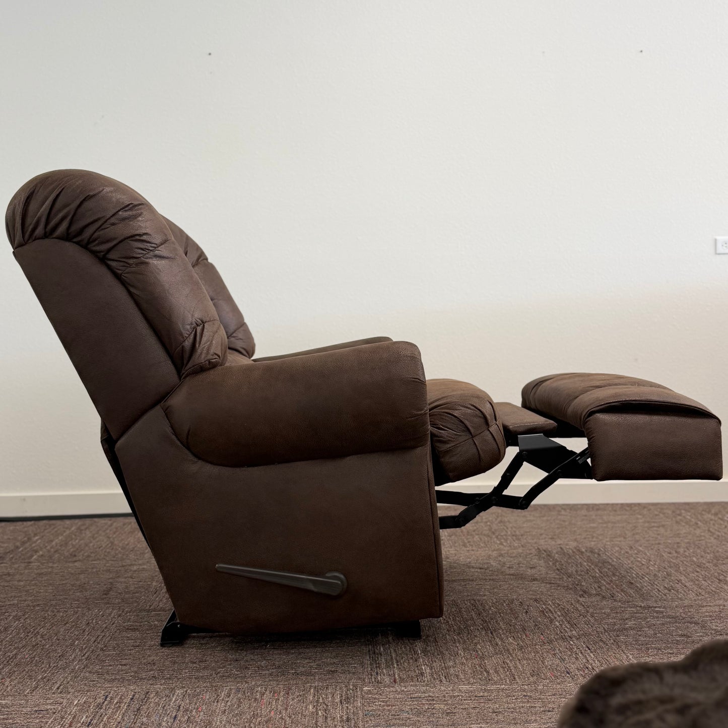 Stallion Recliner