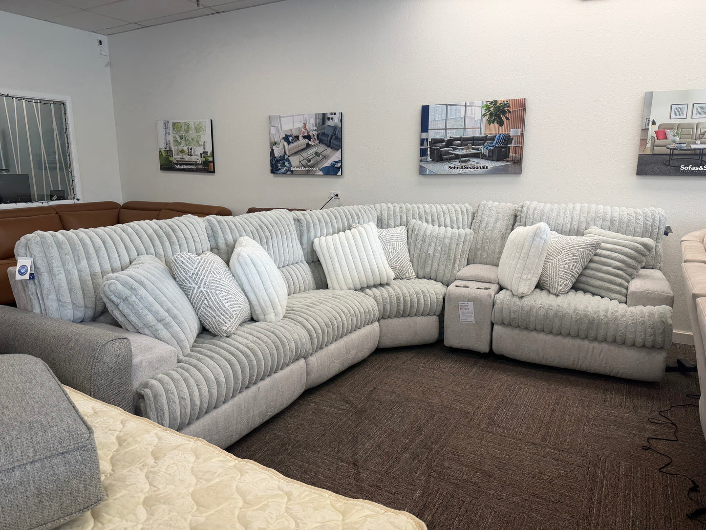Abraxas 5pc Manual Reclining Sectional