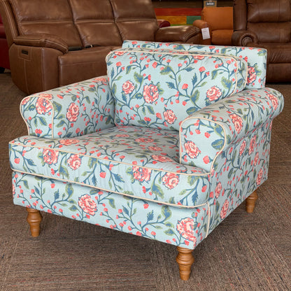 ERIN & BEN - Faulkner Chair and a Half