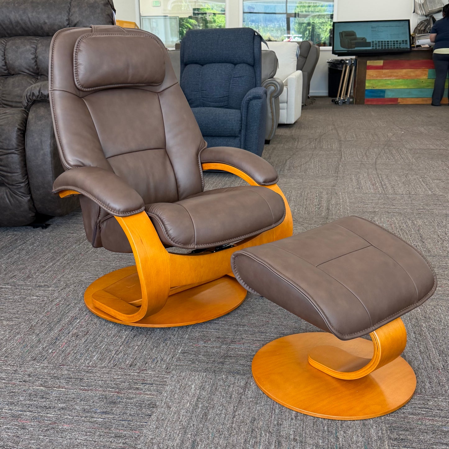 Admiral C Recliner