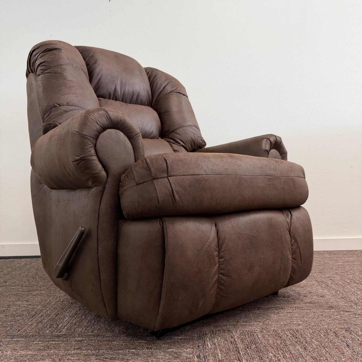 Stallion Recliner