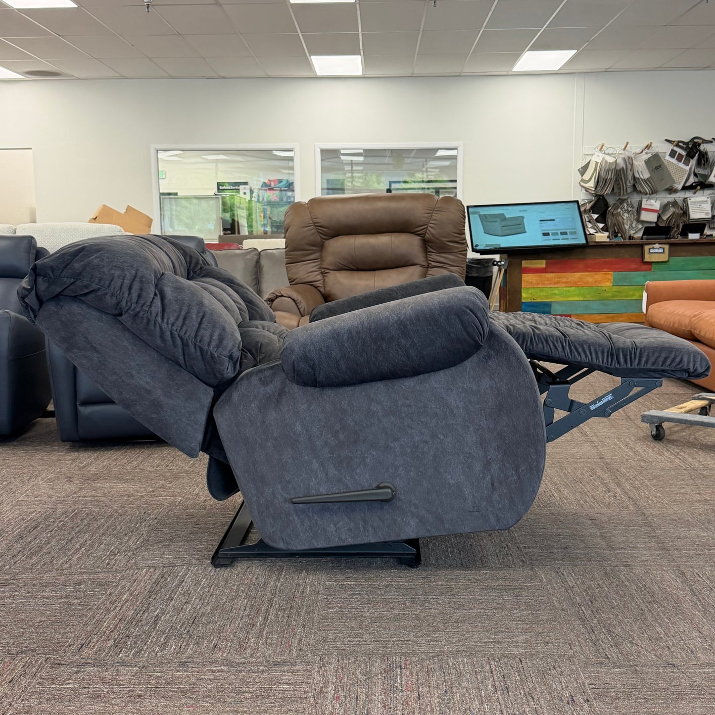 Rake Big Mans Recliner Space Saver