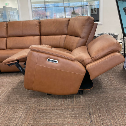 Henry 6pc Leather Sectional w/Bonus Features