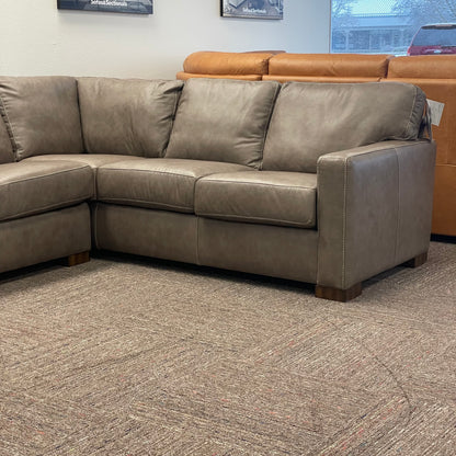 Bryant 2pc Sectional