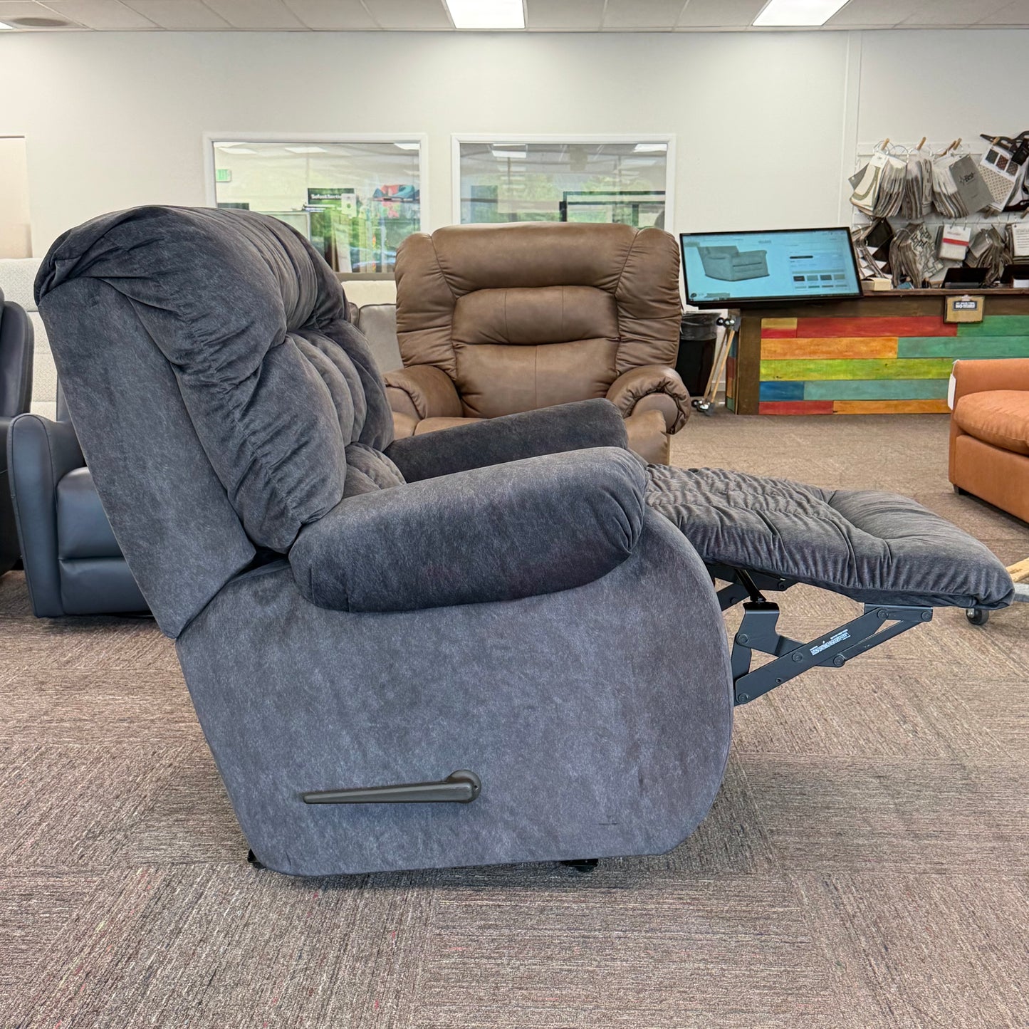 Rake Big Mans Recliner Space Saver