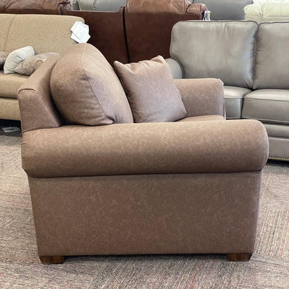 Henry 6pc Leather Sectional w/Bonus Features