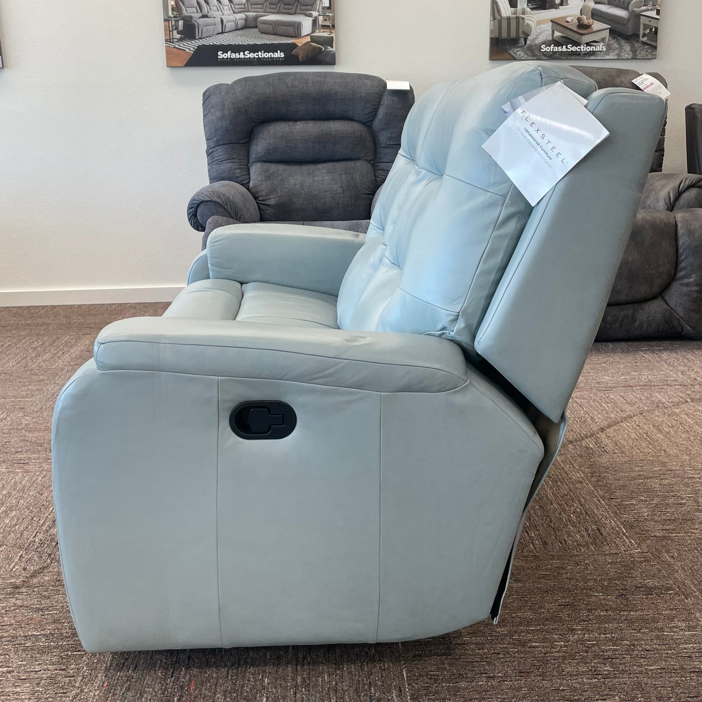 Arlo Manual Reclining Loveseat