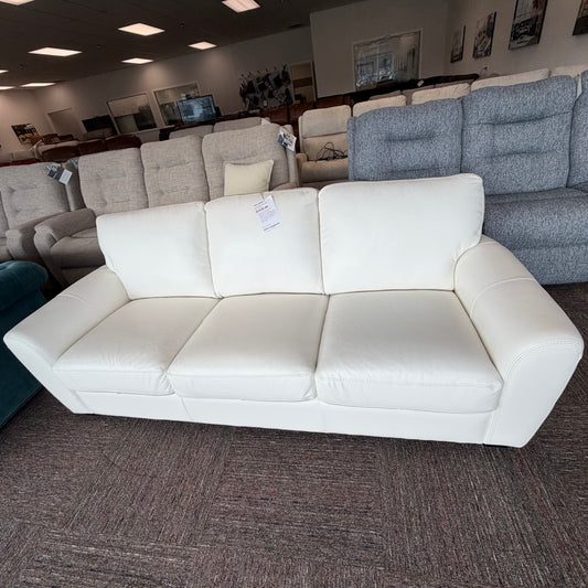 Connecticut 84" Sofa